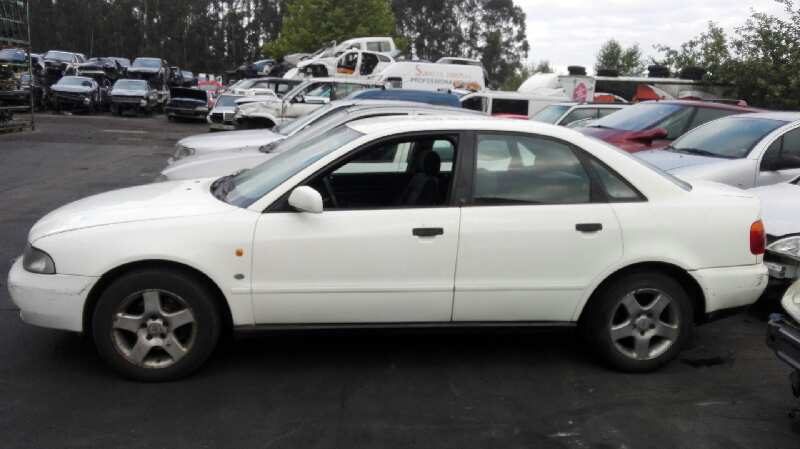 Audi A4 (B5) del que se desmontó esta pieza