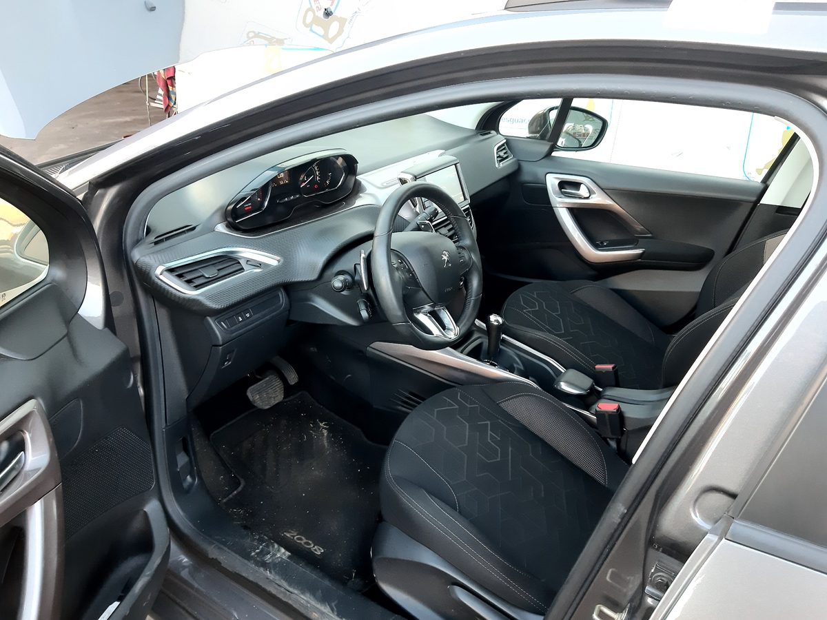 Peugeot 2008 (--.2013->) del que se desmontó esta pieza