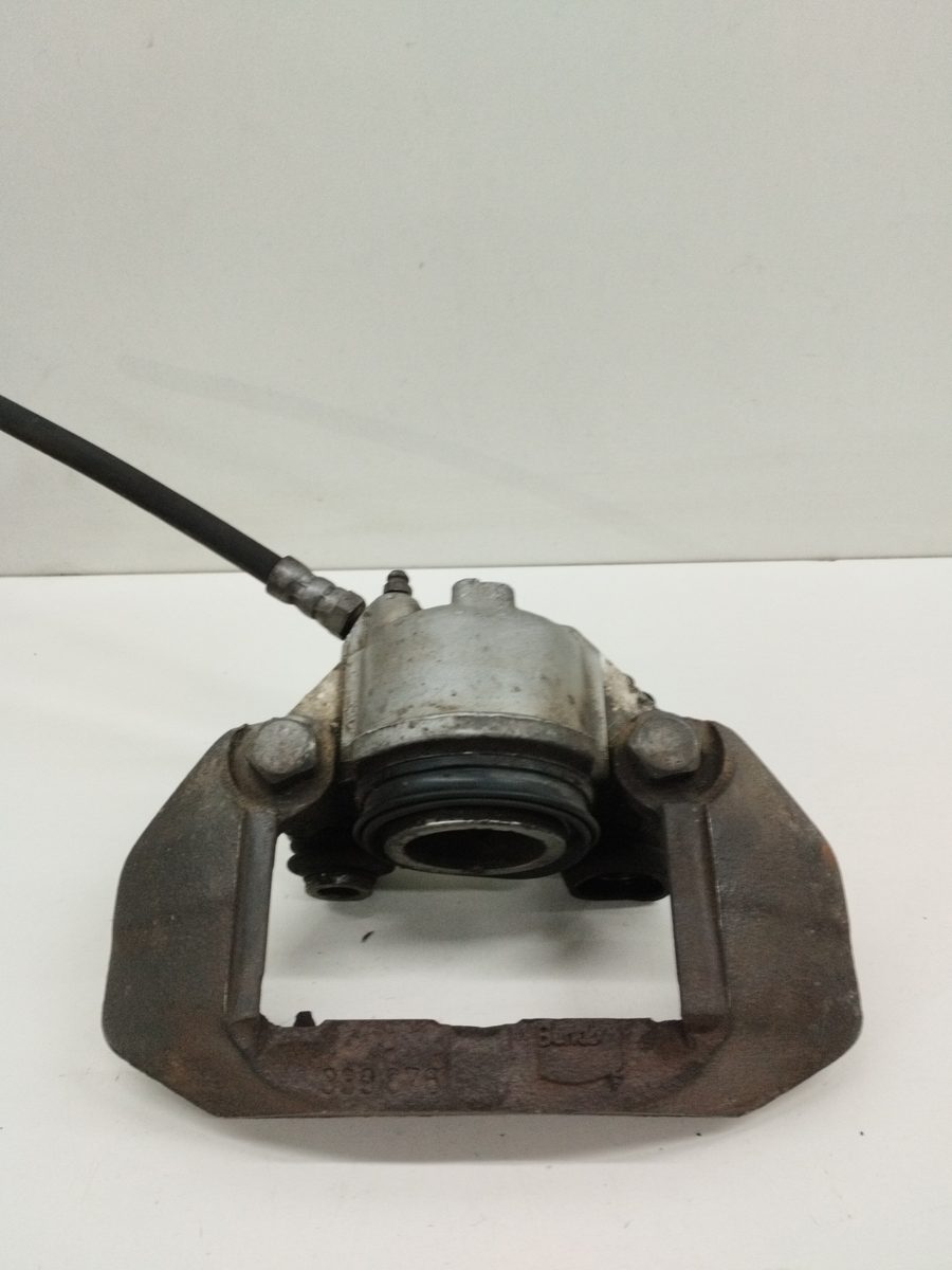 Mordaza De Freno Delantera Derecha Peugeot 205 Berlina 1983-1998 1,1 1.1L 44kW 339876