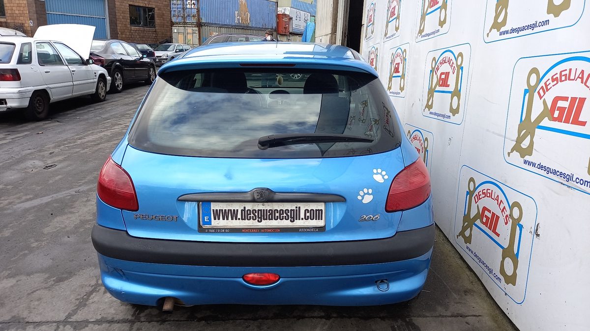 Peugeot 206 del que se desmontó esta pieza