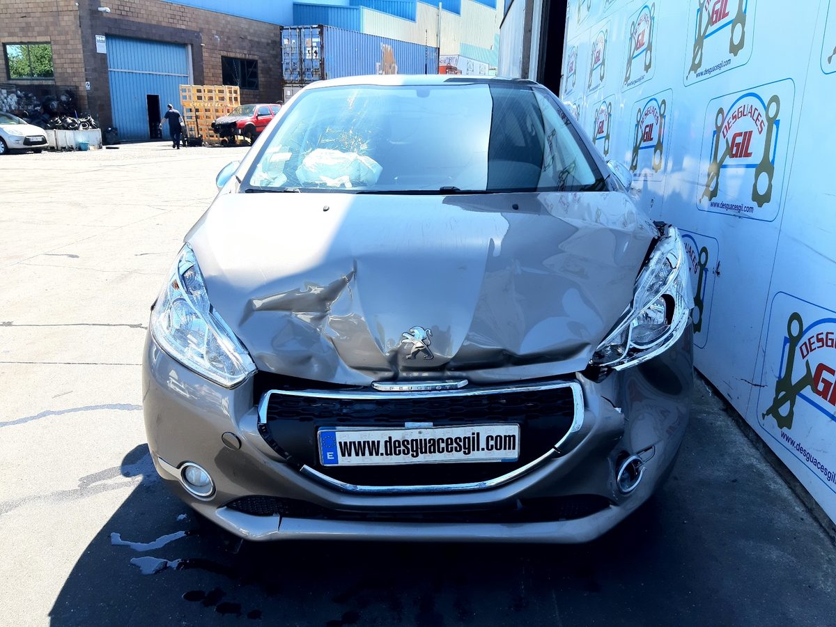 Peugeot 208 del que se desmontó esta pieza