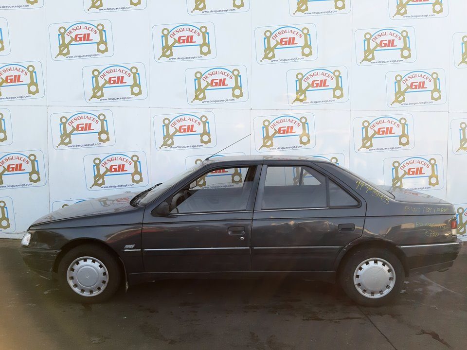 Peugeot 405 del que se desmontó esta pieza