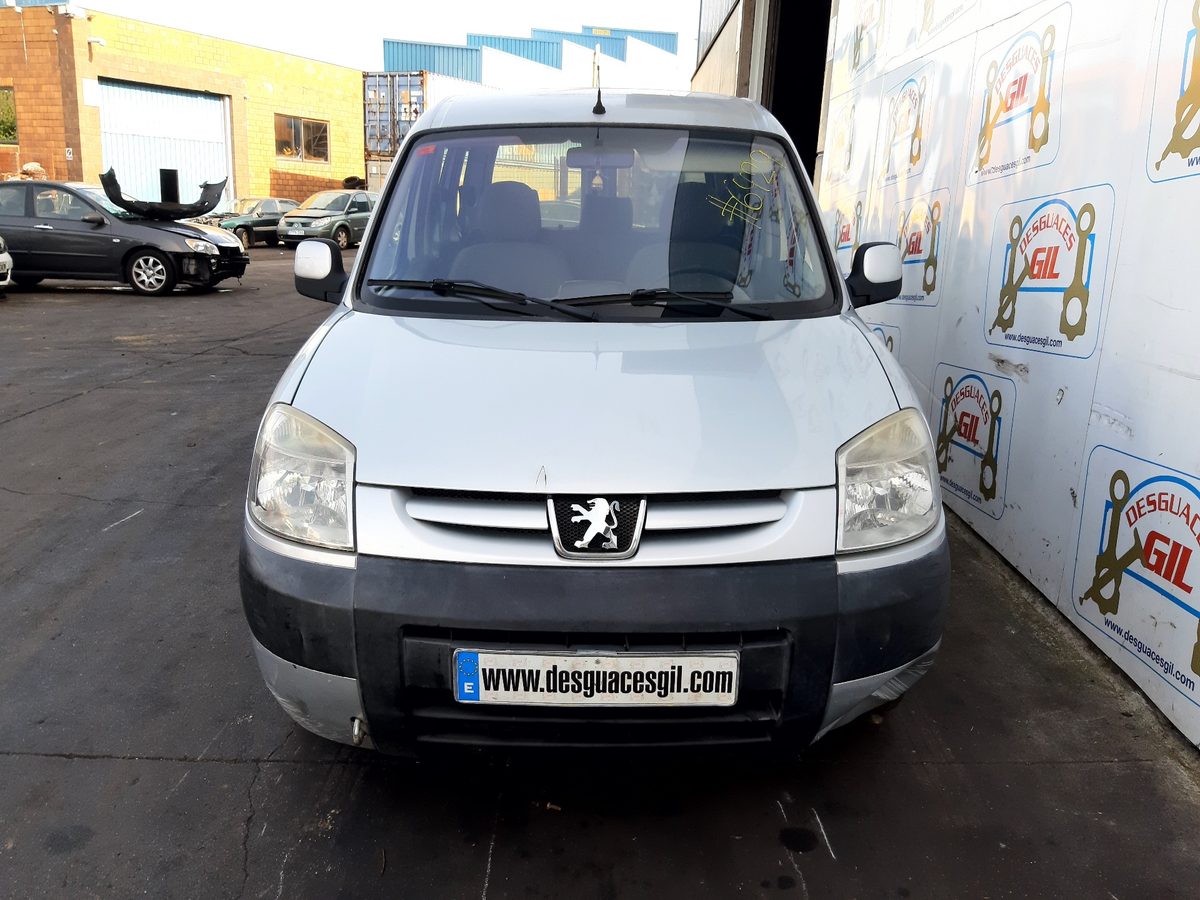Peugeot Partner (S2) del que se desmontó esta pieza