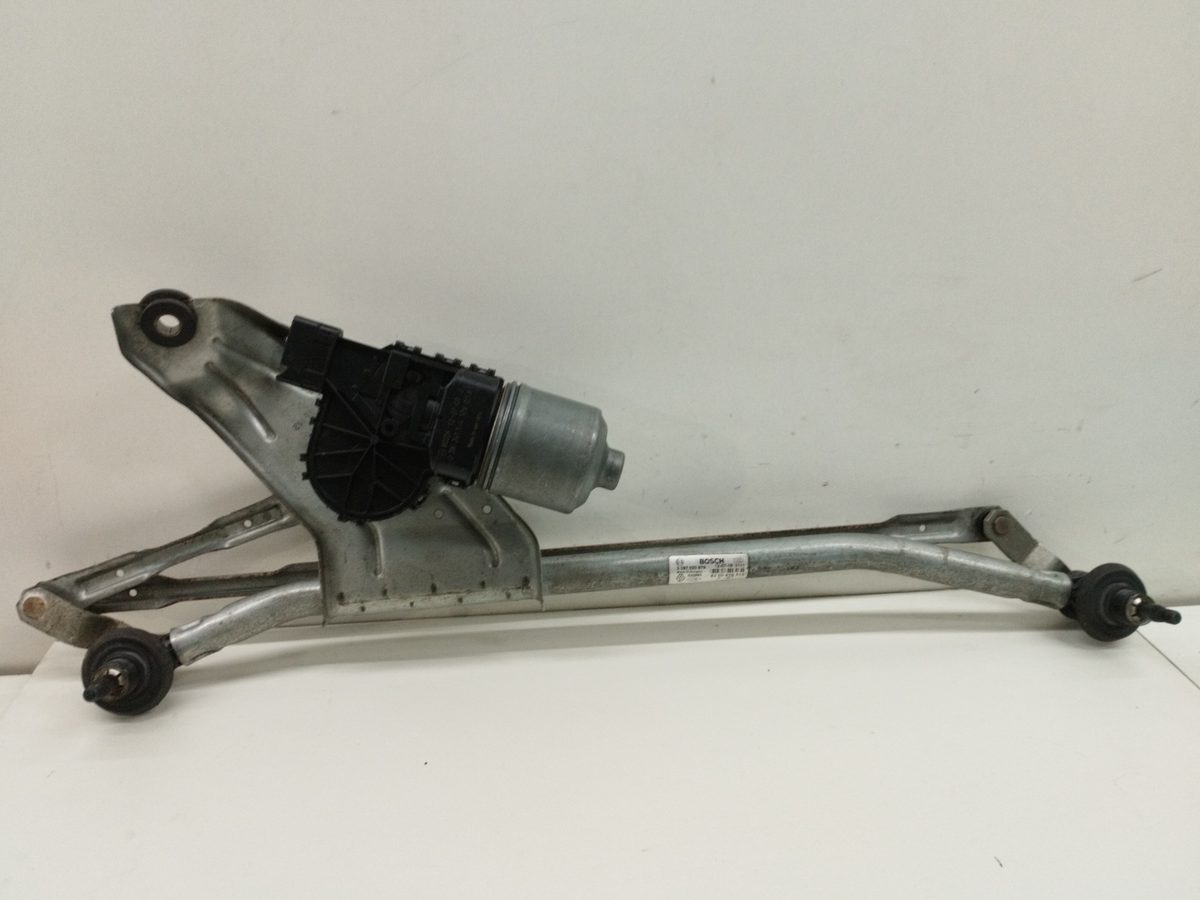 Motor Limpia Delantero Renault Sandero 2012-Actualidad Ambiance 1.2L 54kW 039241544