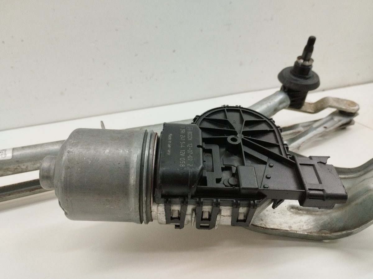 Motor Limpia Delantero Renault Sandero desde 2012