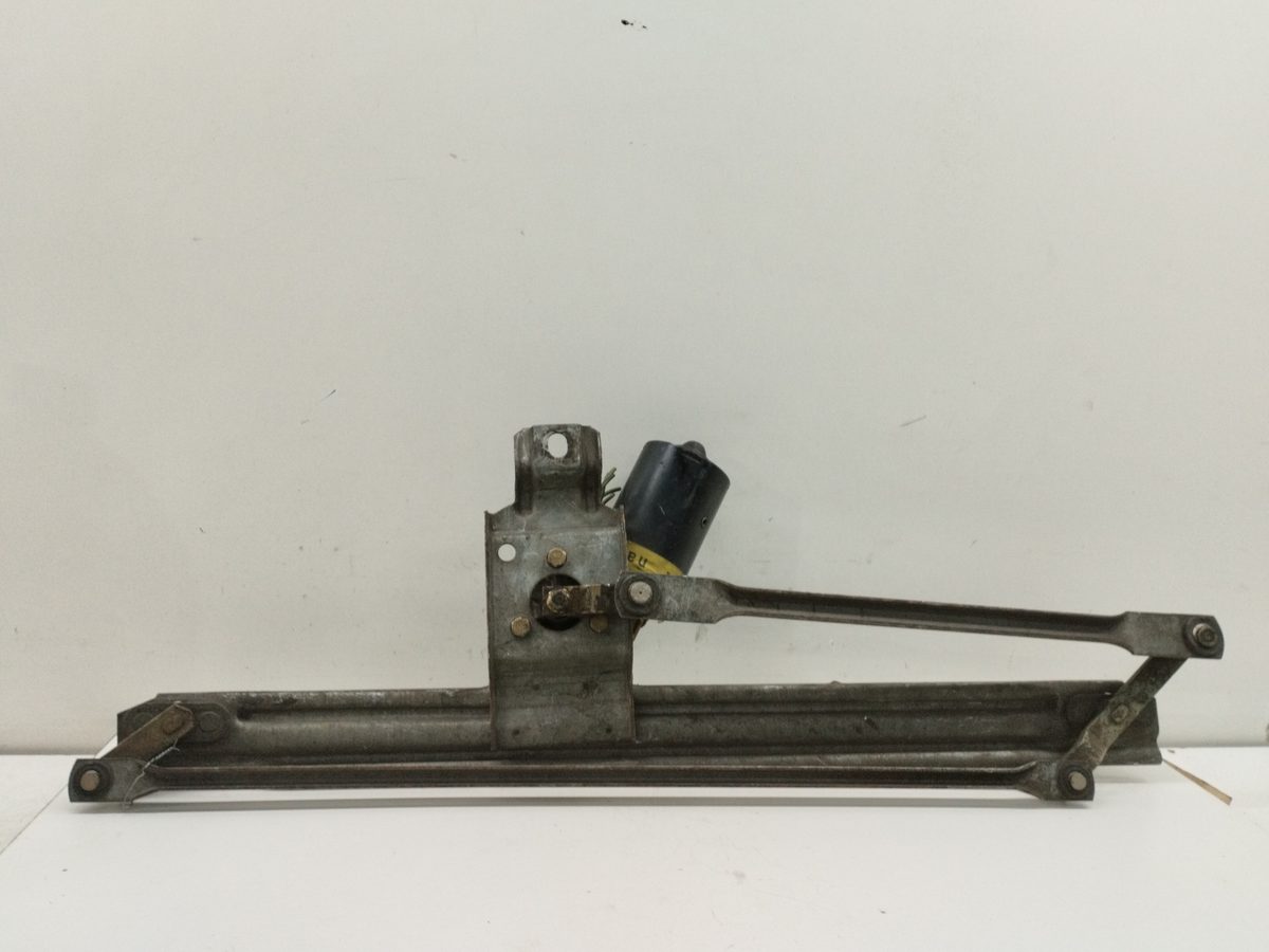 Motor Limpia Delantero Volkswagen Santana (327) desde 1981