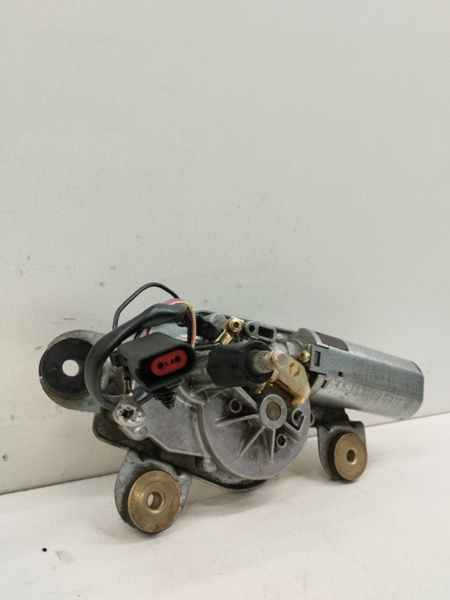 Motor Limpia Luneta Trasero Ford Escort 1995-2000