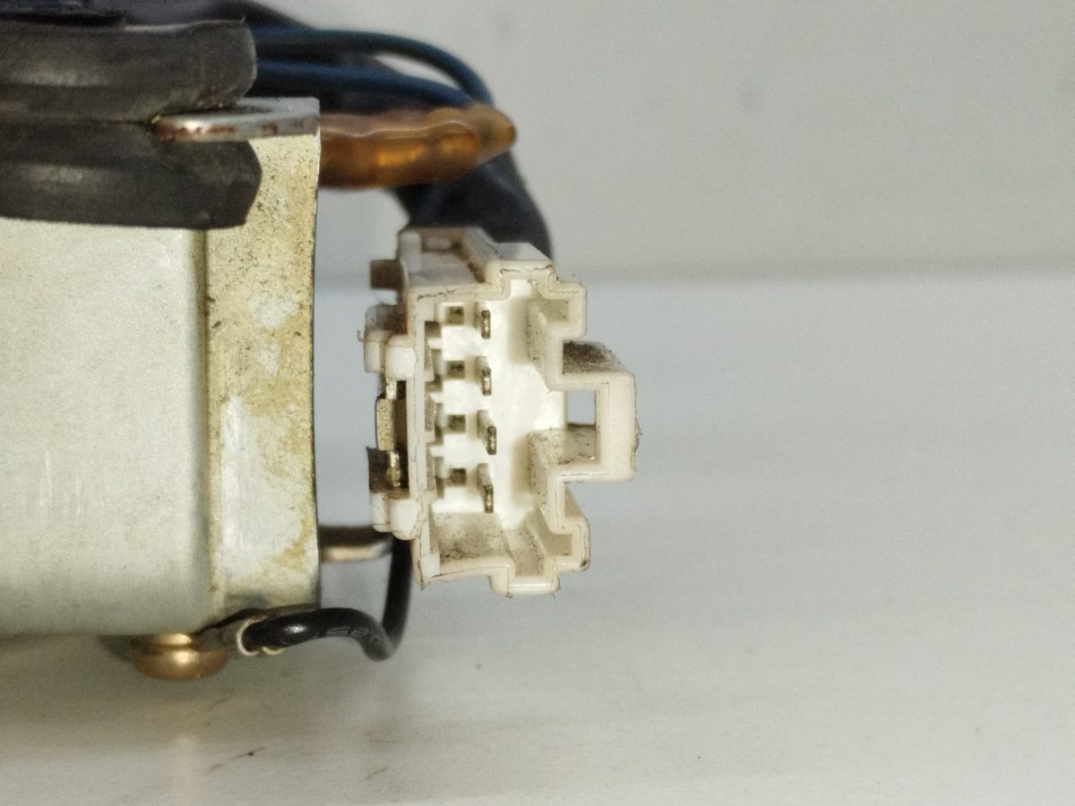 Motor Limpia Luneta Trasero Hyundai Accent (X3) 1997-1999