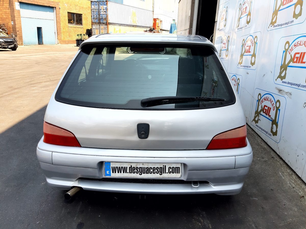 Peugeot 106 (S2) del que se desmontó esta pieza