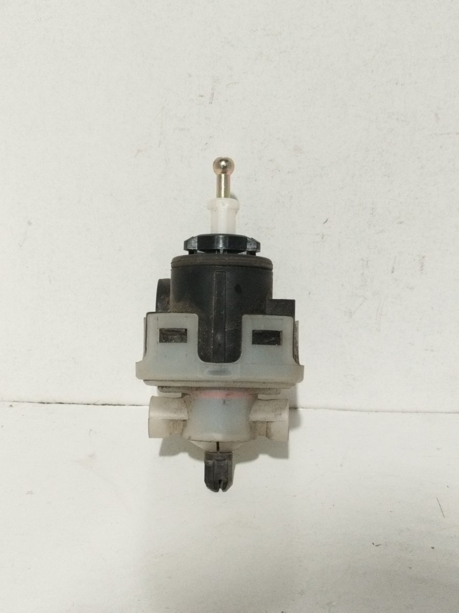 Motor Regulacion Faroles Daewoo Lanos 1997-2004
