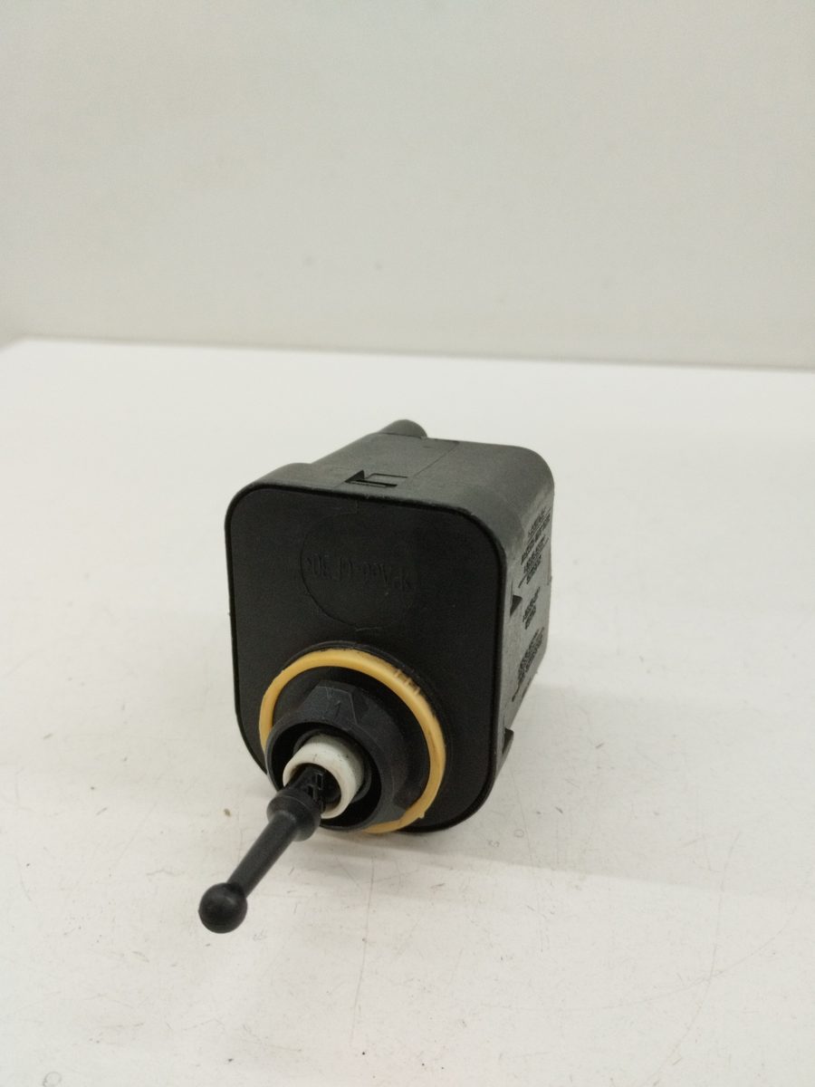 Motor Regulacion Faroles Opel Corsa B 1993-1997 Swing 1.7L 44kW 060999151