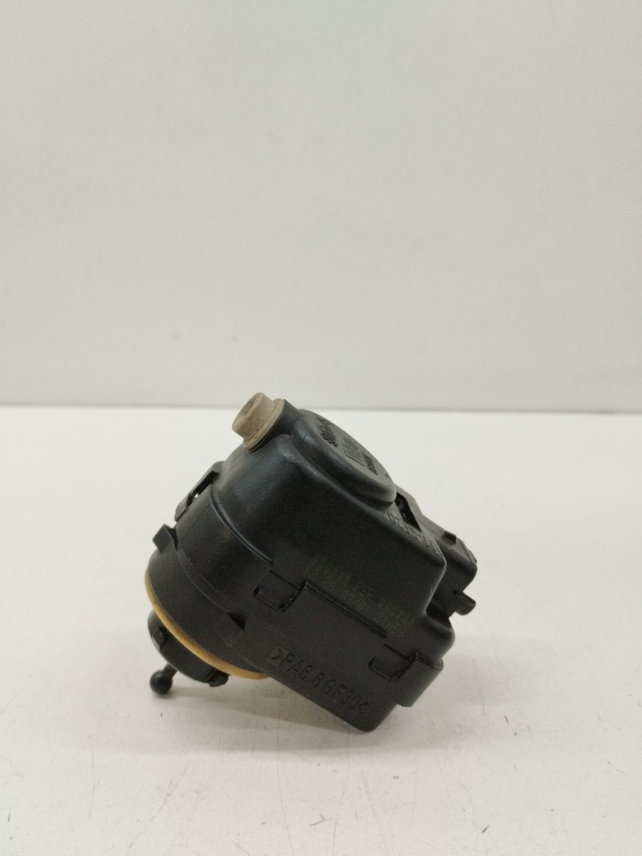 Motor Regulacion Faroles Peugeot 206 Berlina 1998-2010 XT 1.9L 51kW 12280301