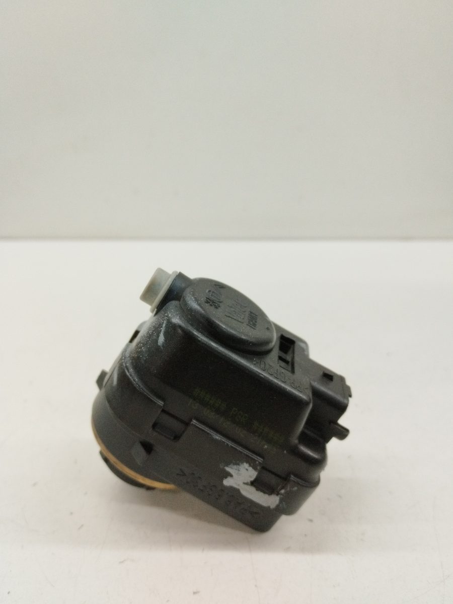 Motor Regulacion Faroles Peugeot 206 Berlina 1998-2010 XT 1.9L 51kW PA66GF30