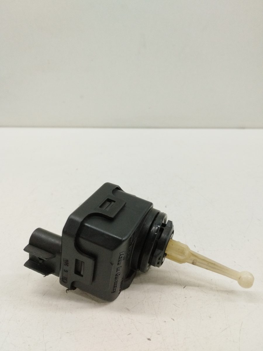 Motor Regulacion Faroles Volvo V40 1995-2005