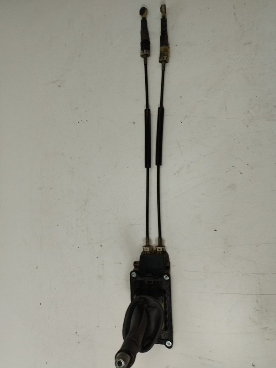Palanca Cambio Renault Duster 2010-Actualidad Ambiance 4x2 1.5L 63kW 8200760529