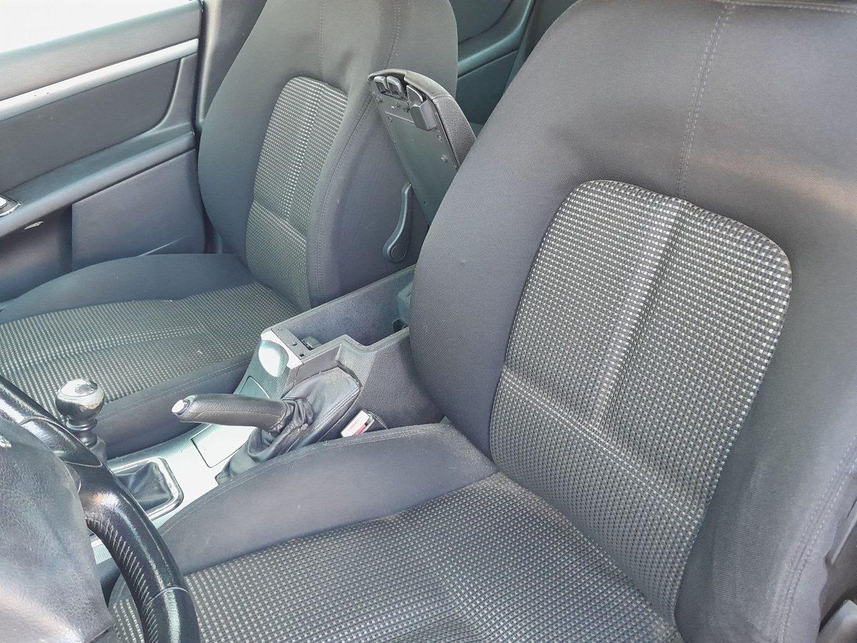 Peugeot 407 del que se desmontó esta pieza