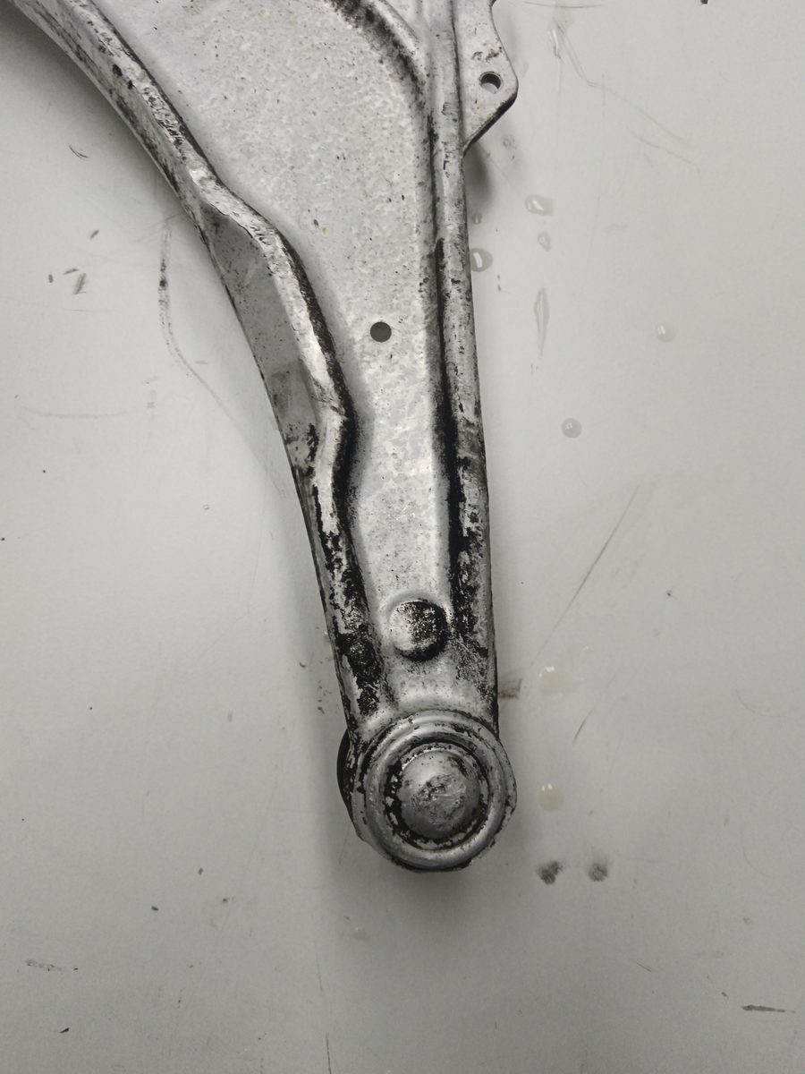 Parrilla de Suspension Inferior Delantera Derecha Chevrolet Cruze 2009-2014