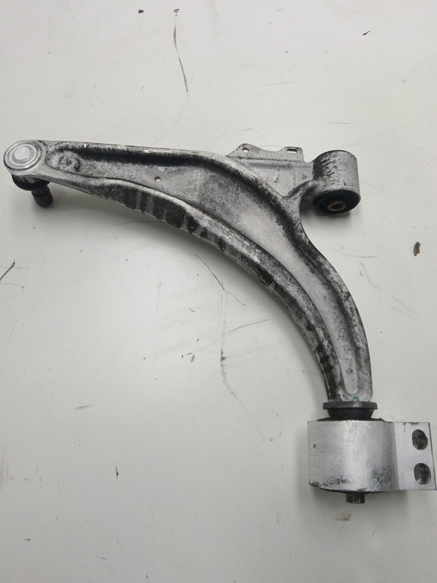 Parrilla de Suspension Inferior Delantera Derecha Chevrolet Cruze 2009-2014