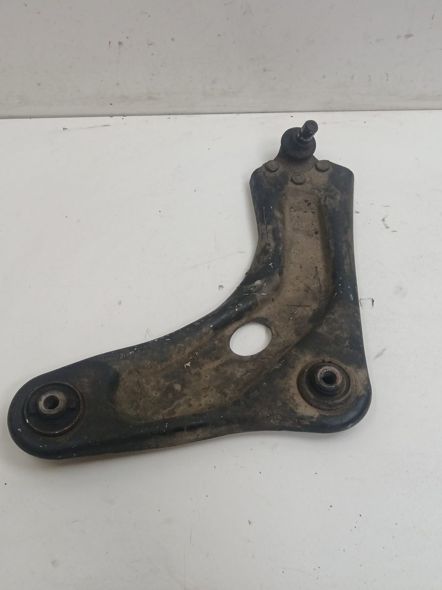 Parrilla De Suspension Inferior Delantera Izquierda Citroën C-elysée 2012-Actualidad