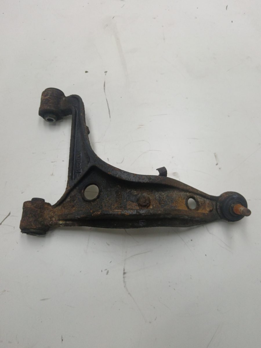 Parrilla de Suspension Inferior Trasera Derecha Suzuki Grand Vitara JB (JT) 2005-2014