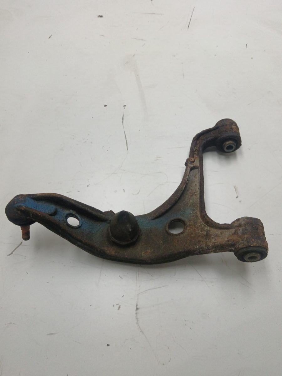 Parrilla de Suspension Inferior Trasera Derecha Suzuki Grand Vitara JB (JT) 2005-2014
