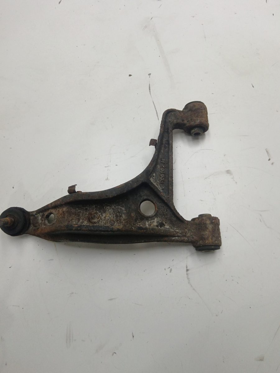 Parrilla de Suspension Inferior Trasera Izquierda Suzuki Grand Vitara JB (JT) 2005-2014