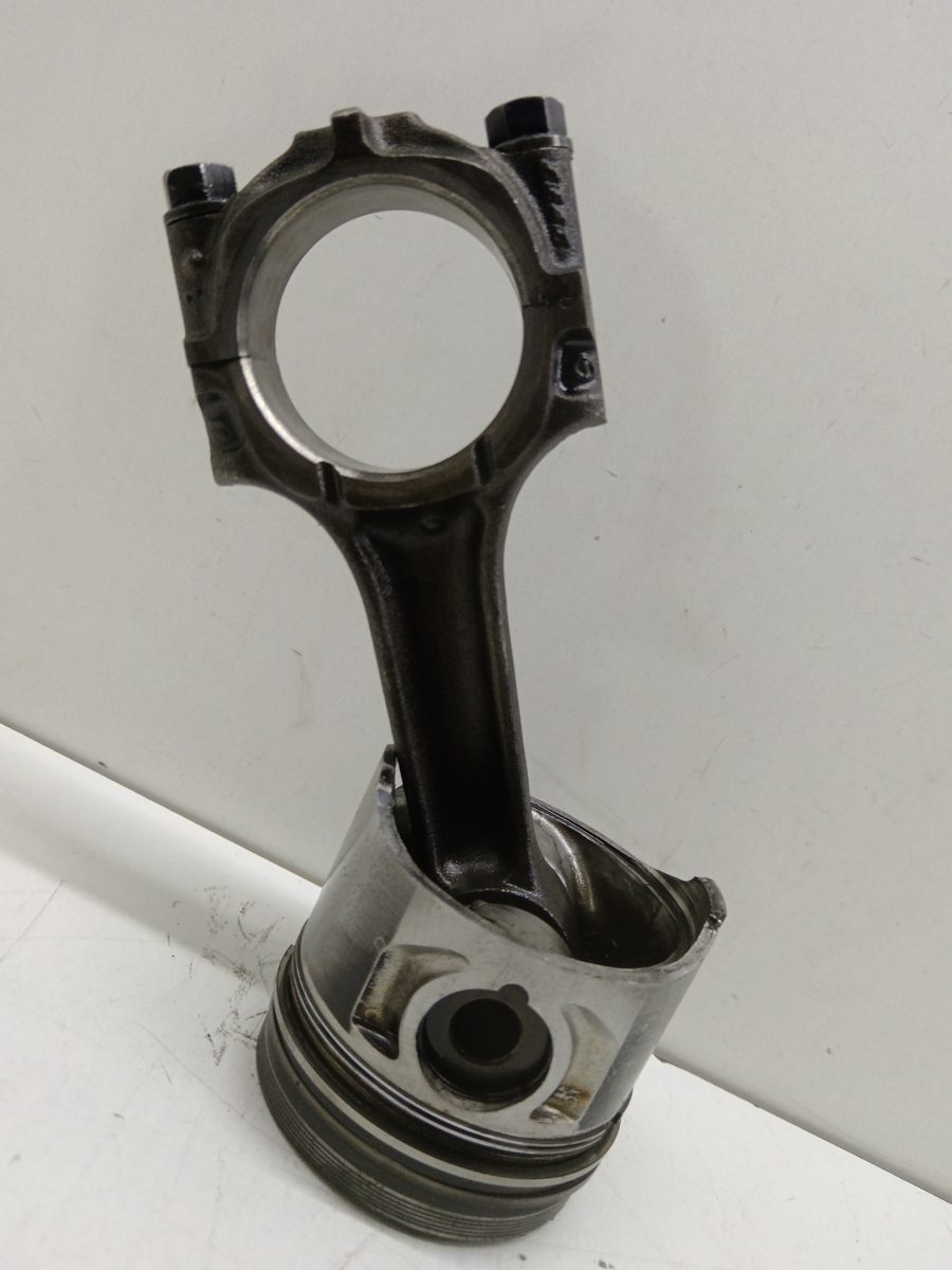Piston y Biela Fiat Punto (176) 1996-1999