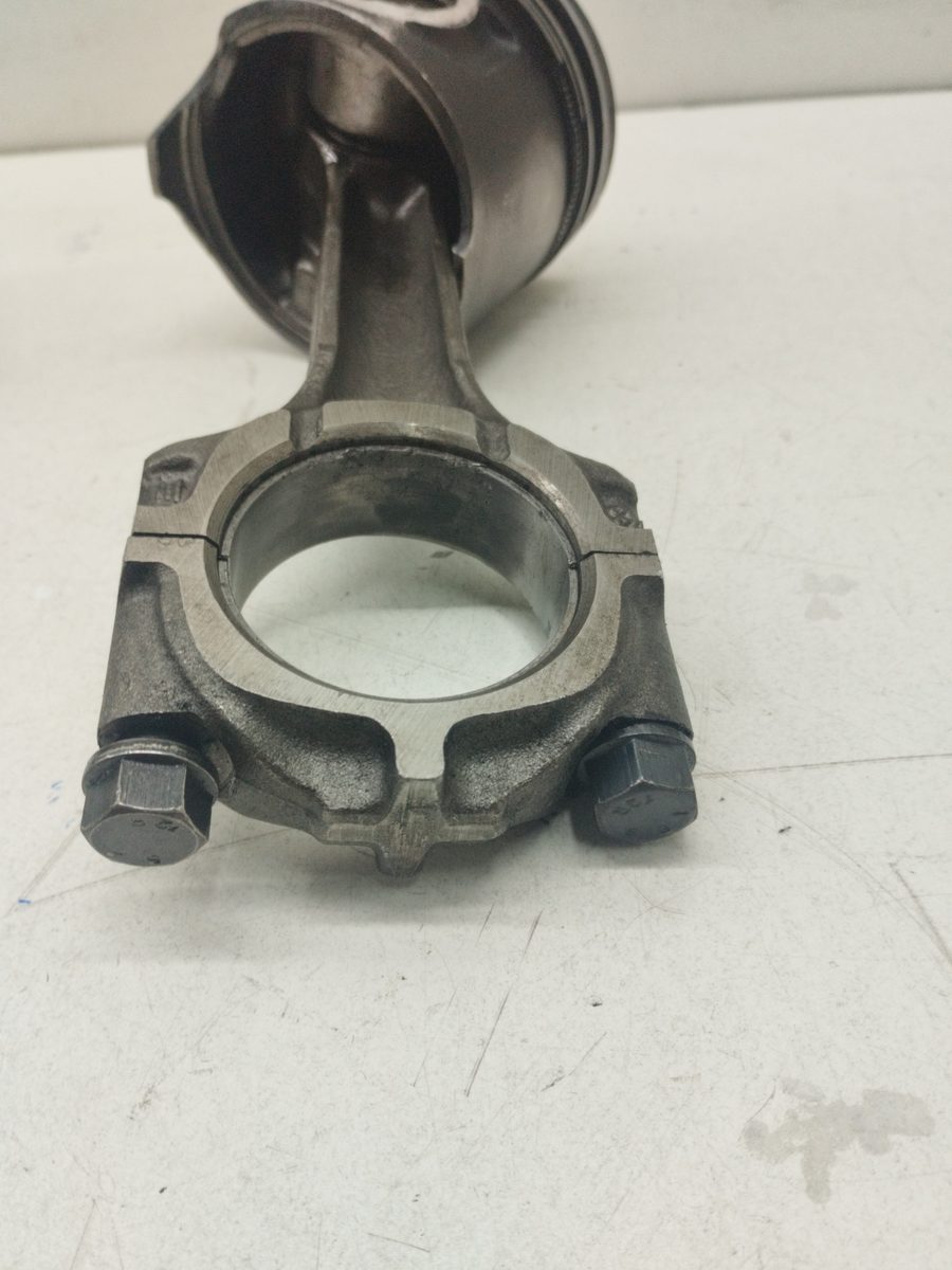 Piston y Biela Fiat Punto (176) 1996-1999