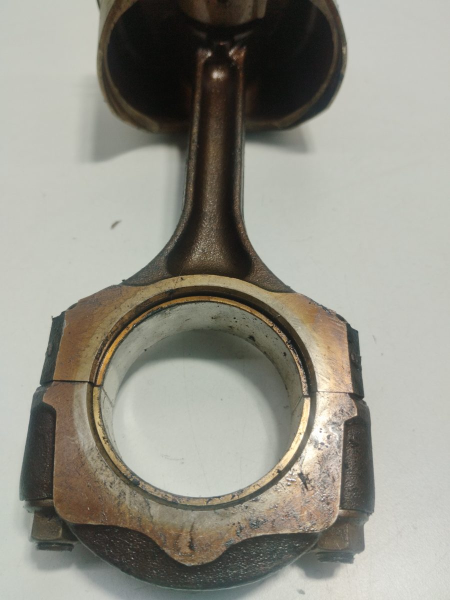 Piston y Biela Renault Clio II Fase I (B/CBO) 1998-2001