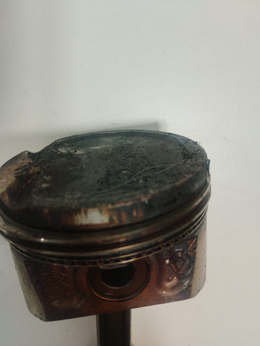 Piston y Biela Renault Clio II Fase I (B/CBO) 1998-2001