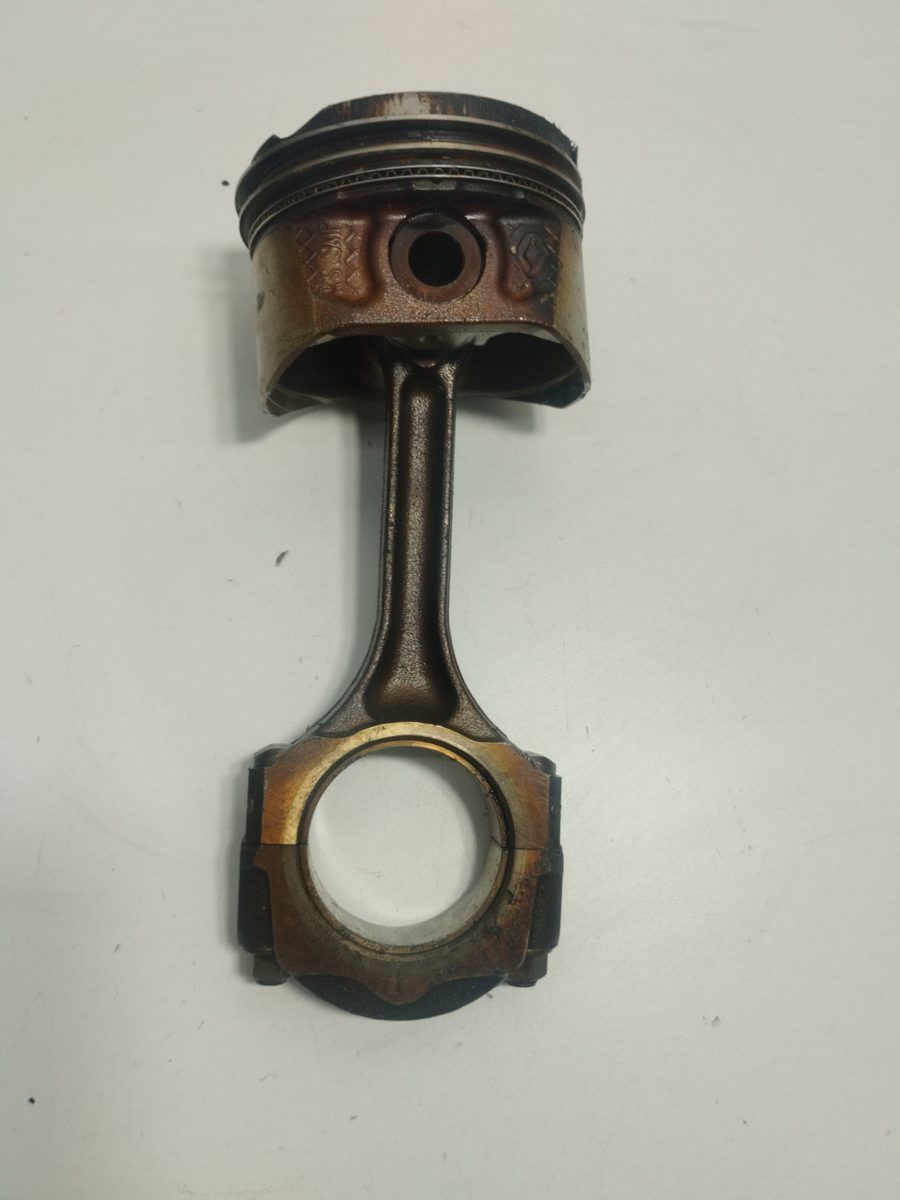 Piston y Biela Renault Clio II Fase I (B/CBO) 1998-2001