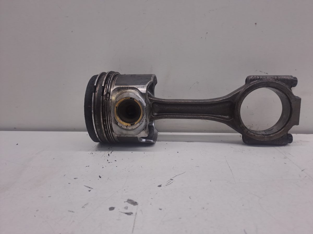 Piston Y Biela Volkswagen Golf V Berlina (1K1) 2003-2008 2.0 TDI 2.0L 103kW BHS038J