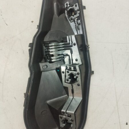 Porta Lampara Trasero Derecho Peugeot 107 2005-2014 / DV4TD) 25688002