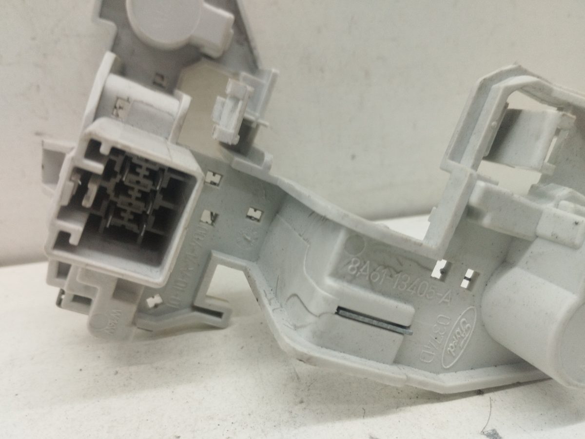 Porta Lampara Trasero Izquierdo Ford Fiesta (CB1) 2008-2013