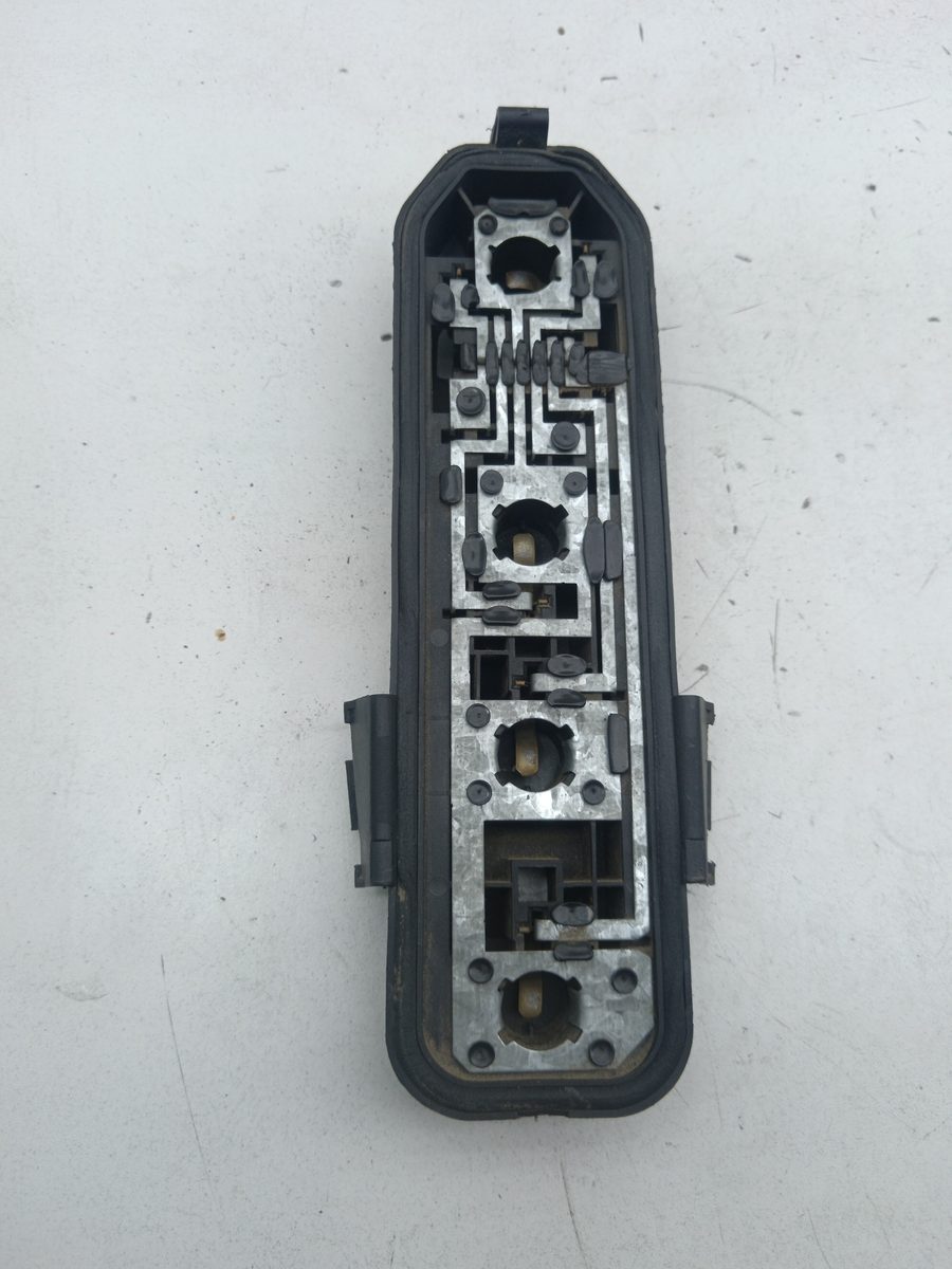Porta Lampara Trasero Izquierdo Renault Clio II Fase II (B/CB0) 2001-2013