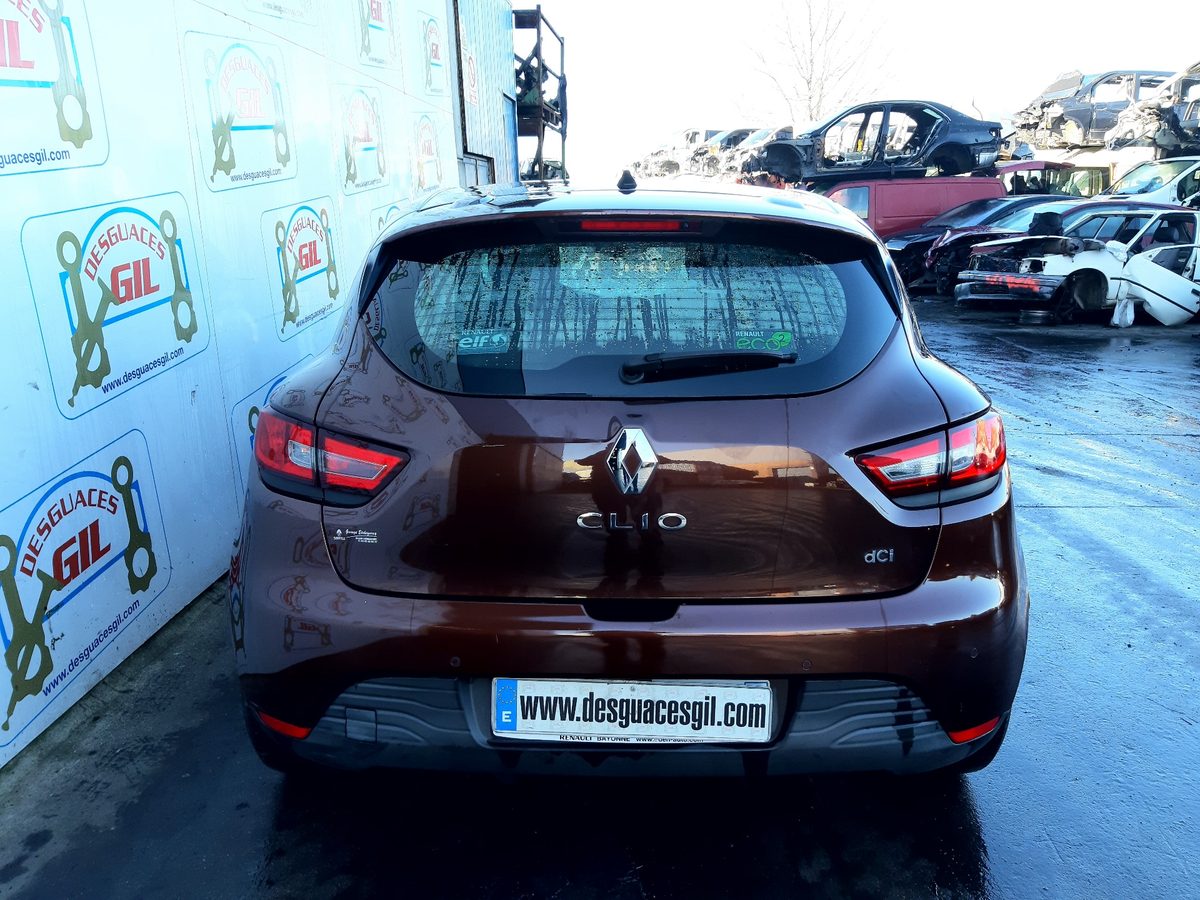 Renault Clio IV del que se desmontó esta pieza
