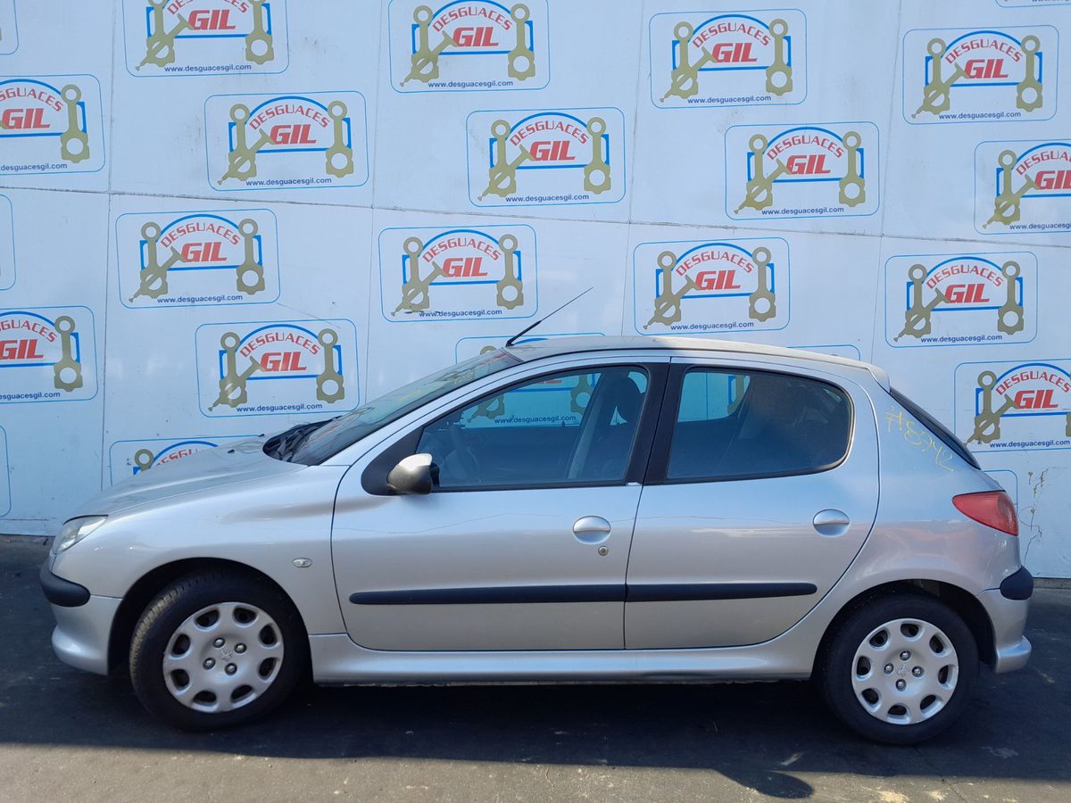 Peugeot 206 del que se desmontó esta pieza