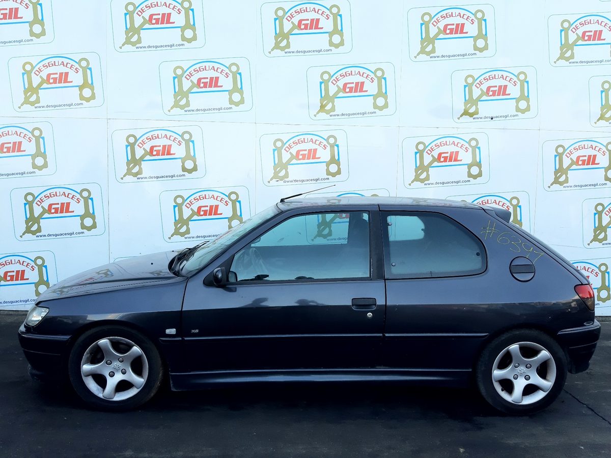 Peugeot 306 3/4/5 Puertas (S2) del que se desmontó esta pieza