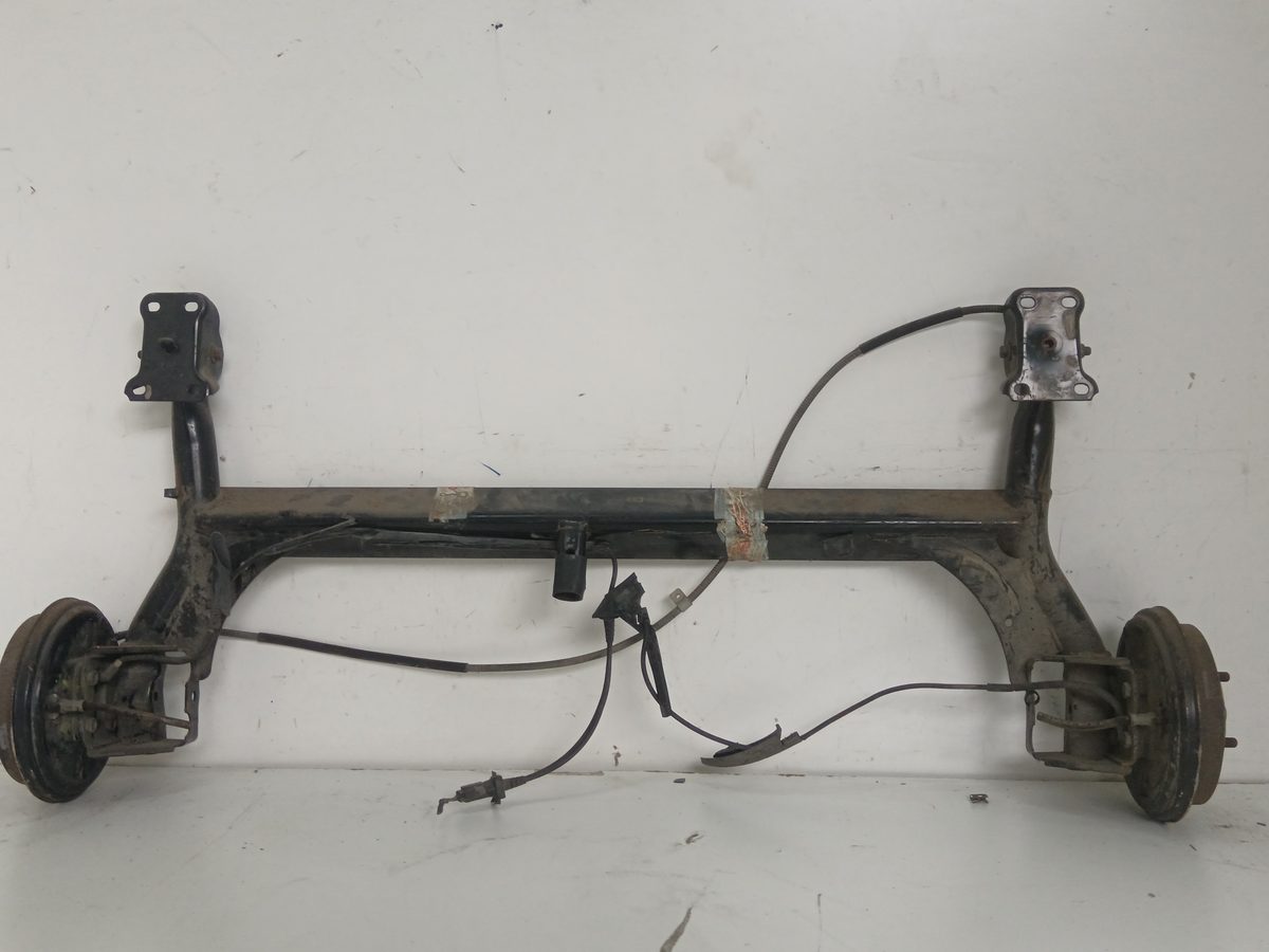 Puente Trasero Ford Fiesta Berl./courier 1988-1997 Surf 1.8L 44kW