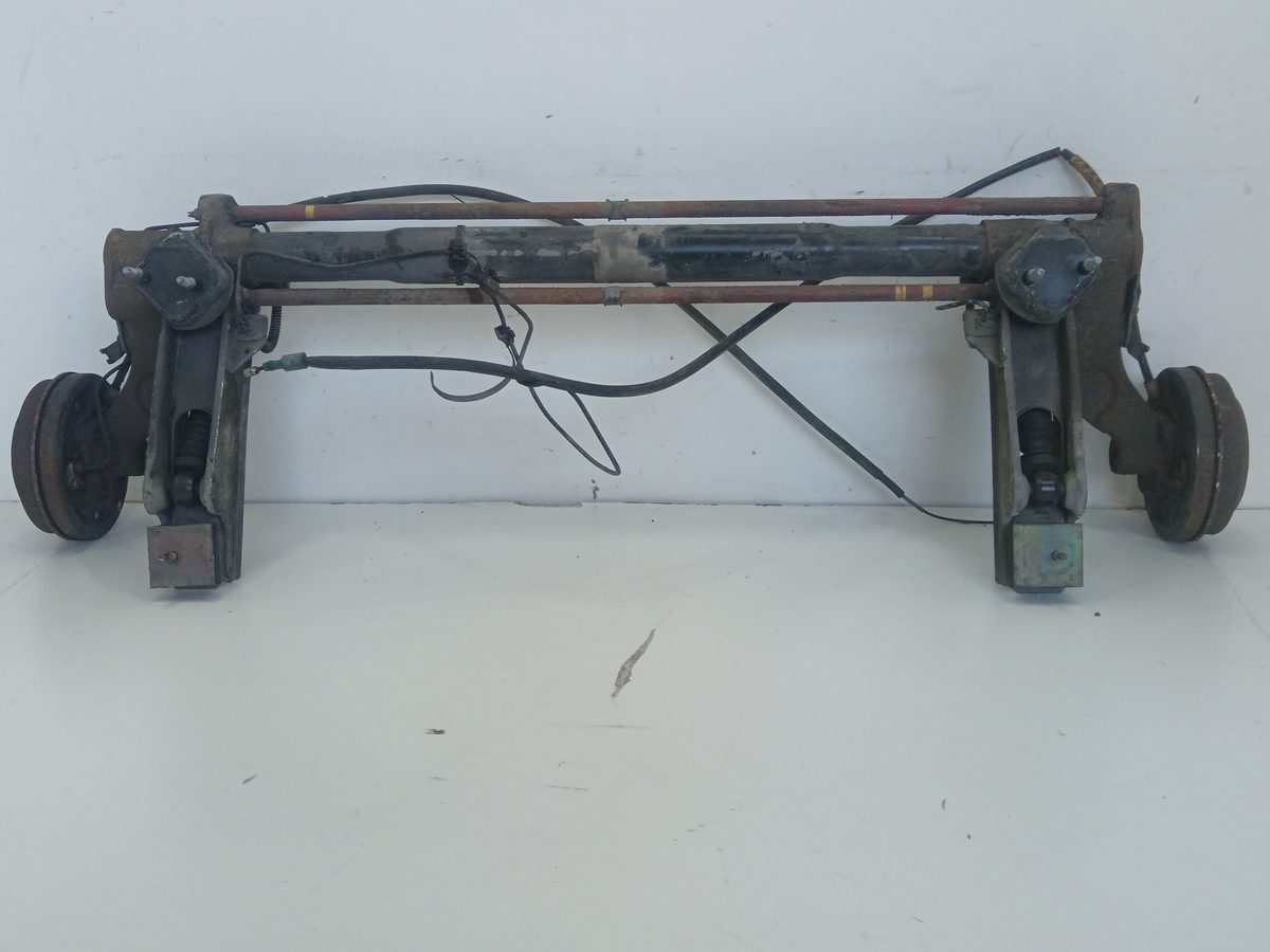 Puente Trasero Peugeot 205 Berlina 1983-1998 STYLE DIESEL