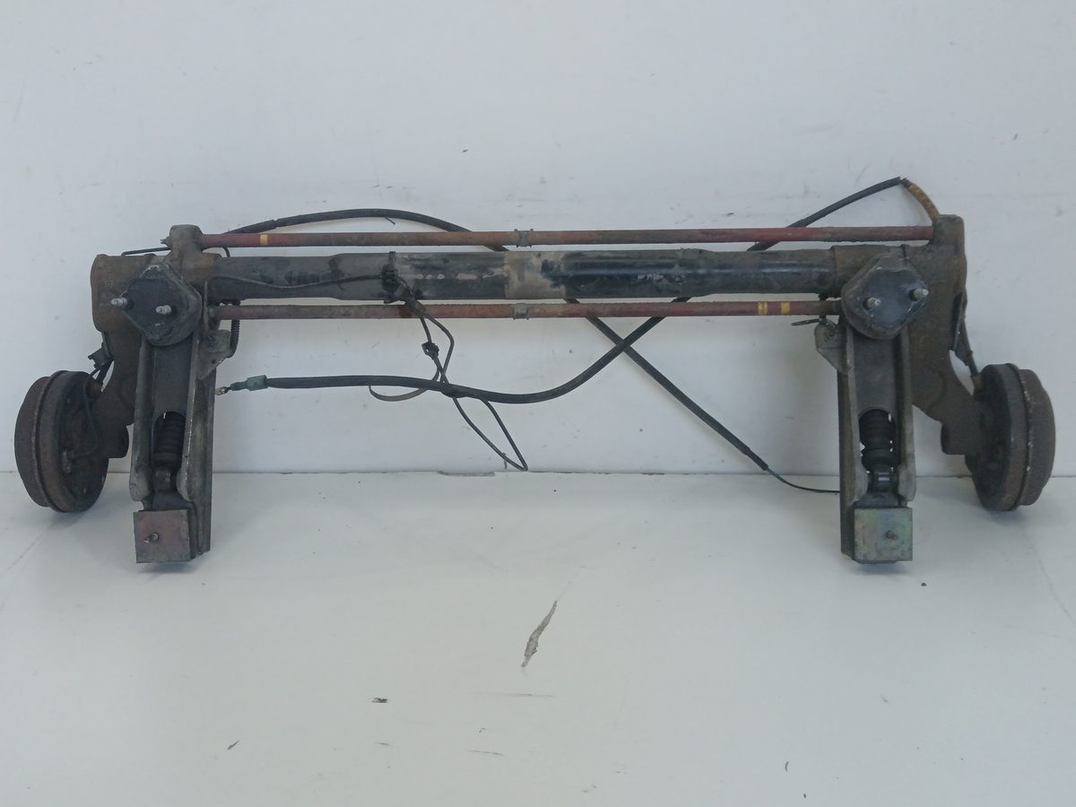 Puente Trasero Peugeot 205 Berlina 1983-1998 STYLE DIESEL