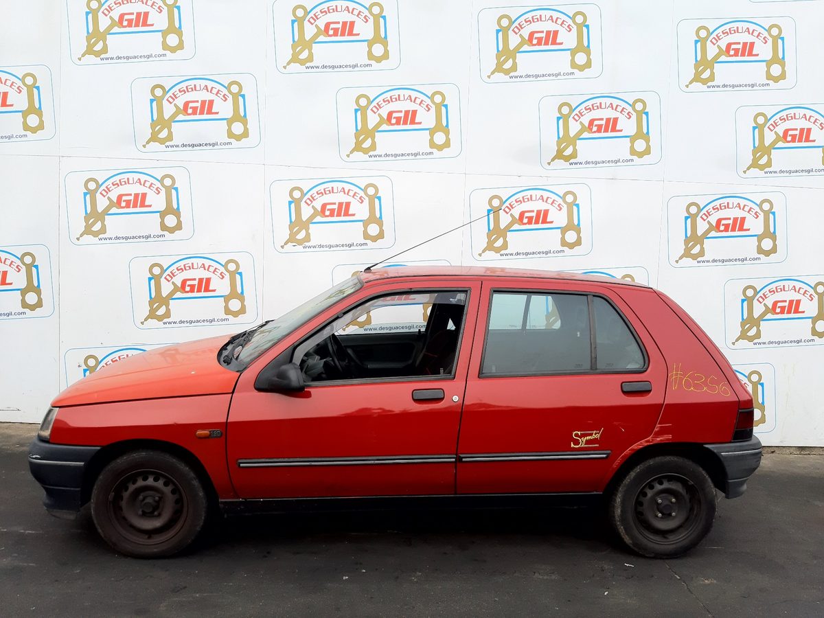 Renault Clio I Fase I+II (B/C57) del que se desmontó esta pieza
