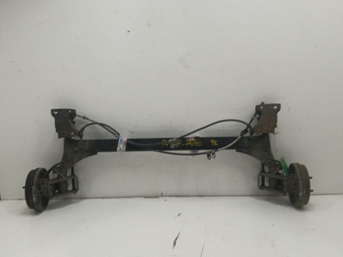 Puente Trasero Toyota Yaris (KSP9/SCP9/NLP9) 2005-2008 1.3 CAT 1.3L 64kW