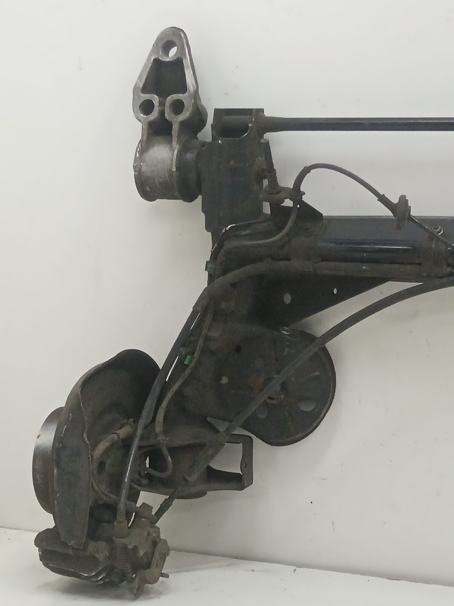 Puente Trasero Volkswagen Passat (3B3) 2000-2005