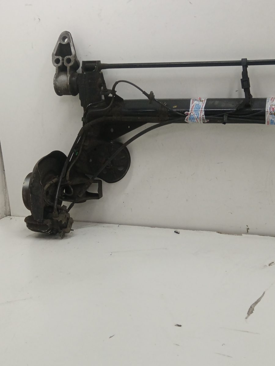 Puente Trasero Volkswagen Passat (3B3) 2000-2005