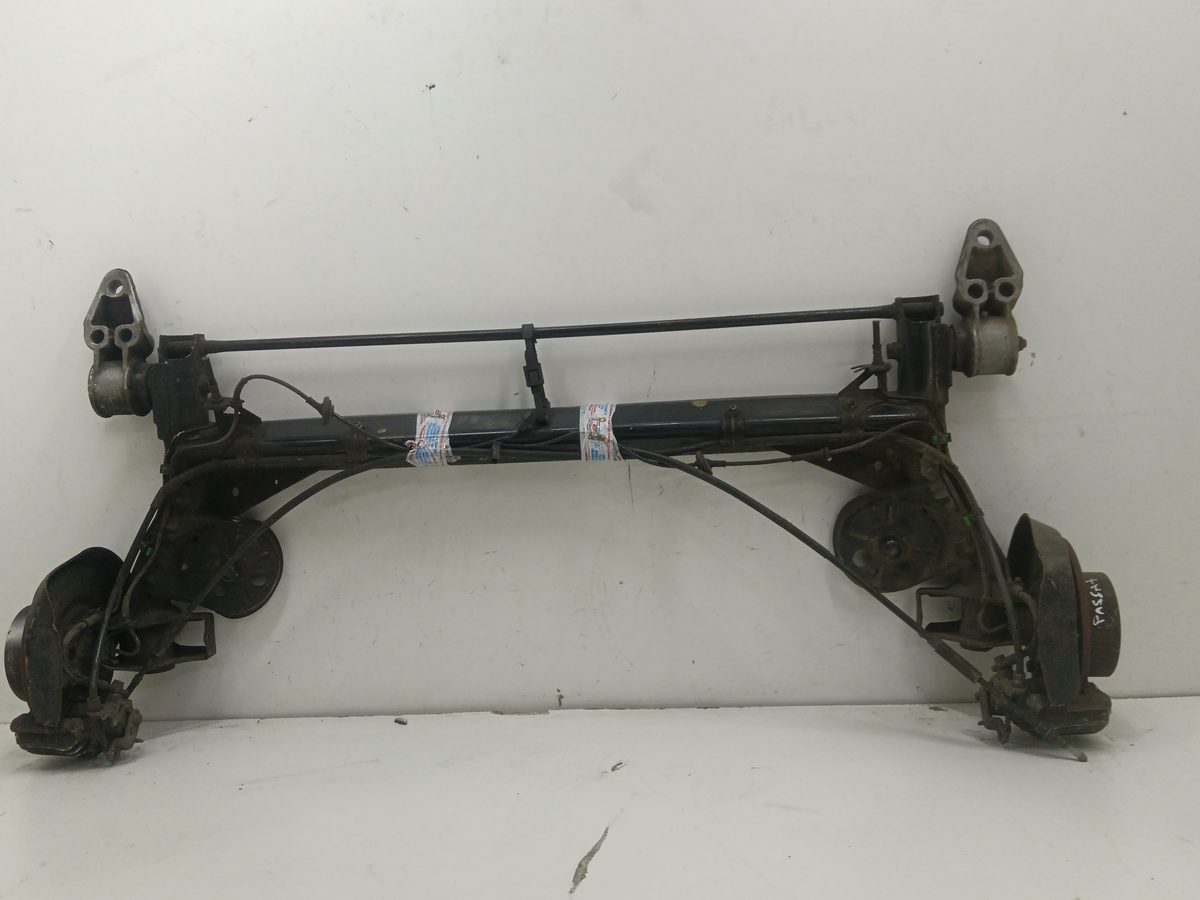 Puente Trasero Volkswagen Passat (3B3) 2000-2005