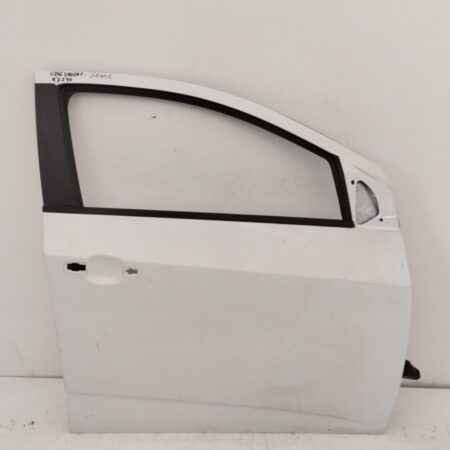 Puerta Delantera Derecha Chevrolet Sonic Berlina Hatchback 2011-2016 LTZ
