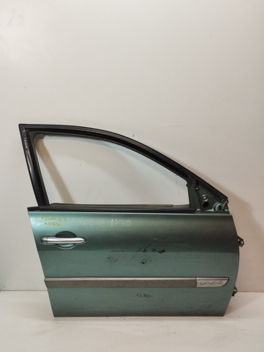 Puerta Delantera Derecha Renault Megane II Classic 2003-2010