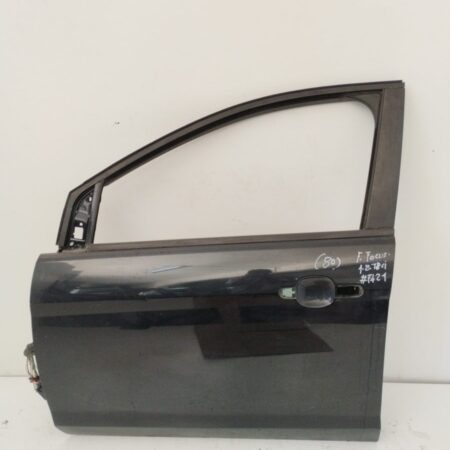 Puerta Delantera Izquierda Ford Focus Lim. (CB4) 2007-2011 Titanium
