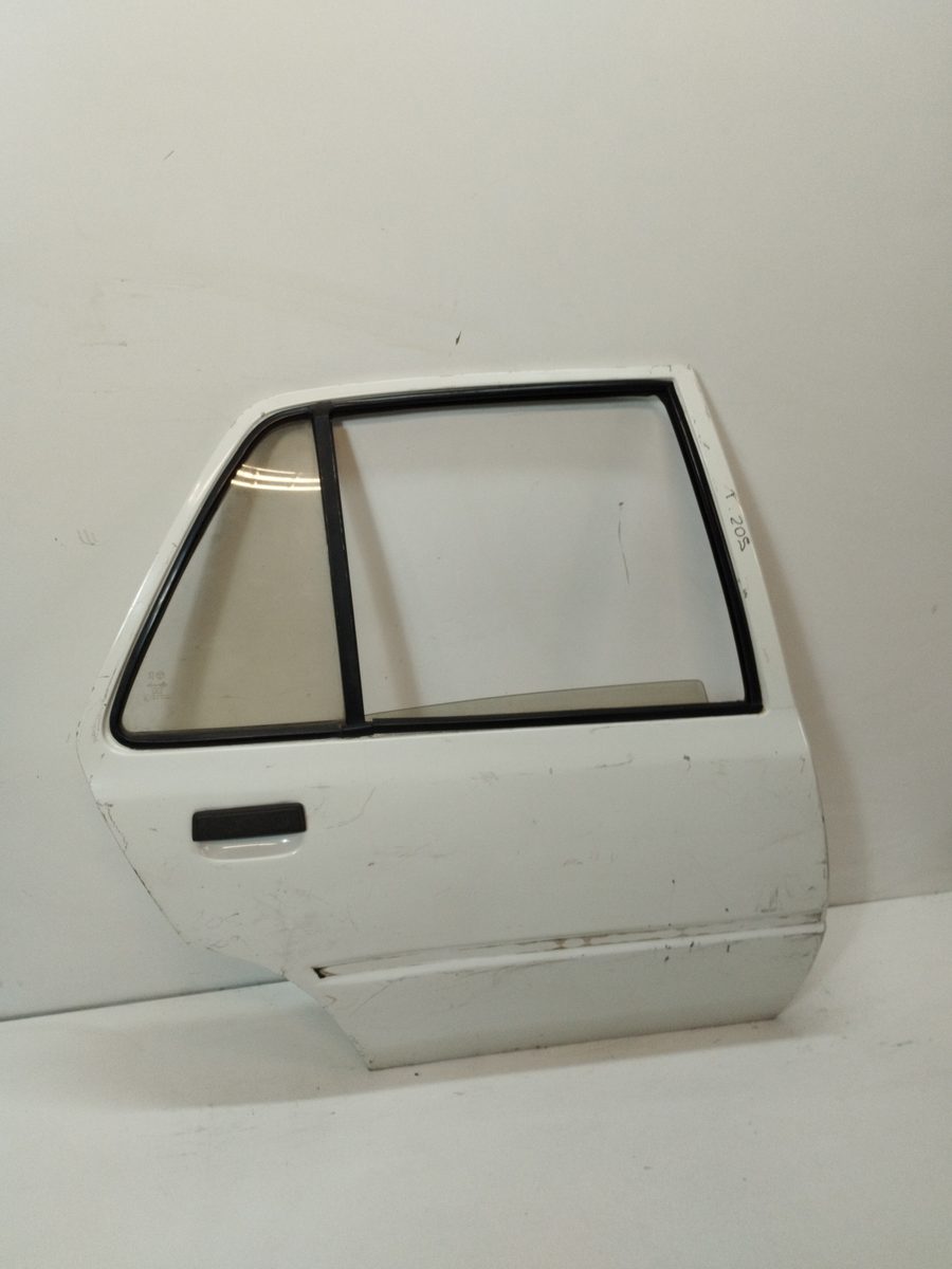 Puerta Trasera Derecha Peugeot 205 1983-1998